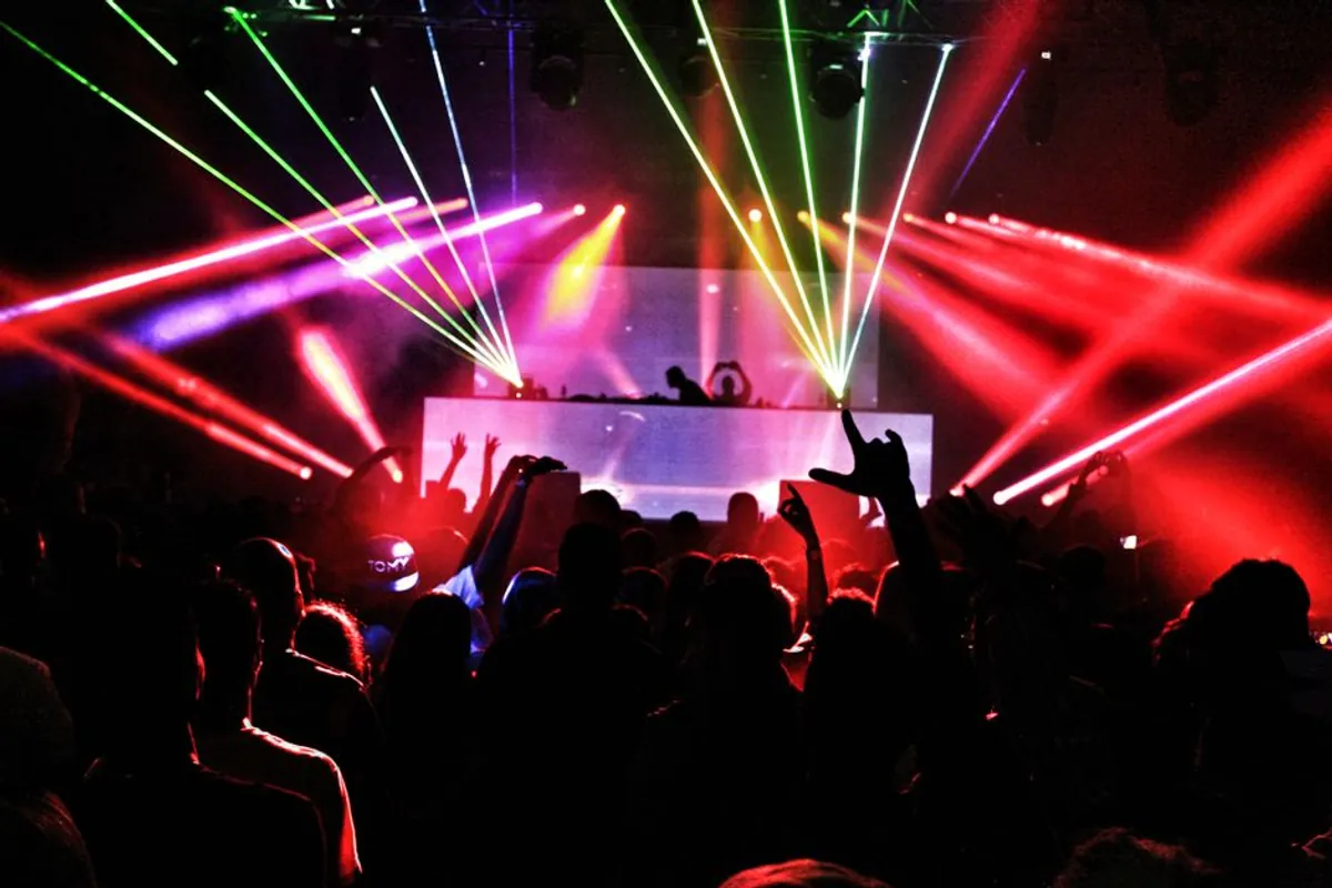 Ambient laser Package