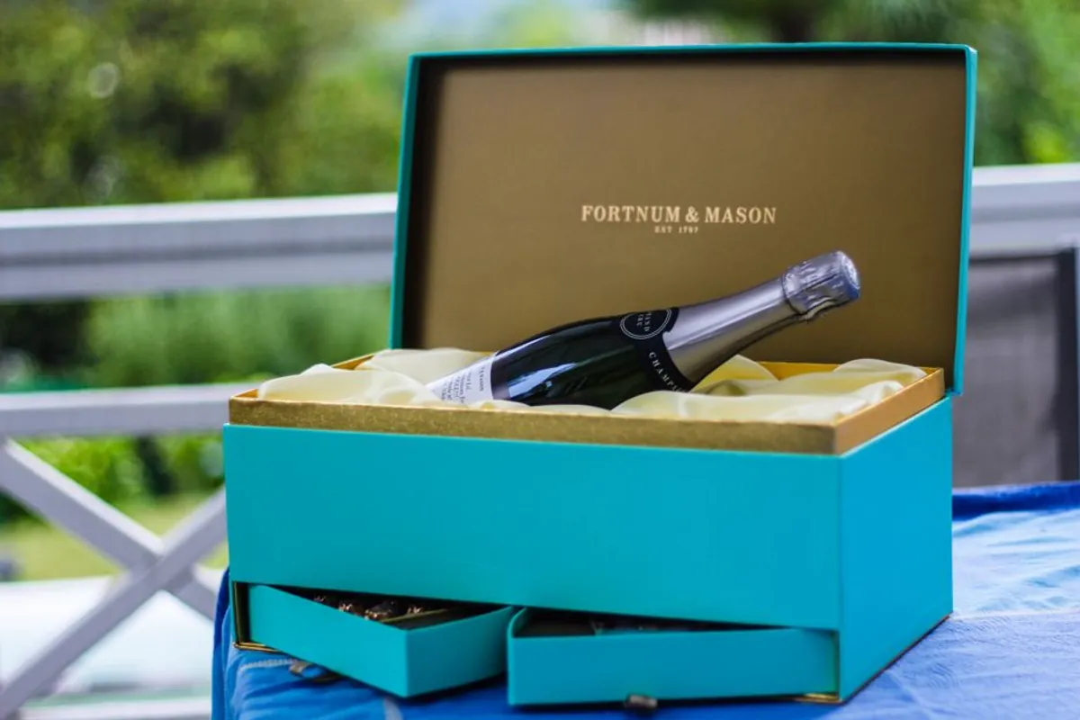 Large luxury hamper Package