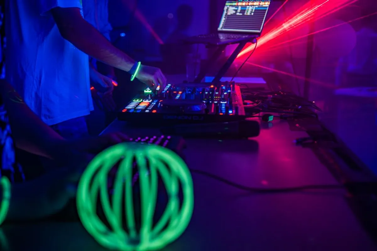 Pattern laser Package