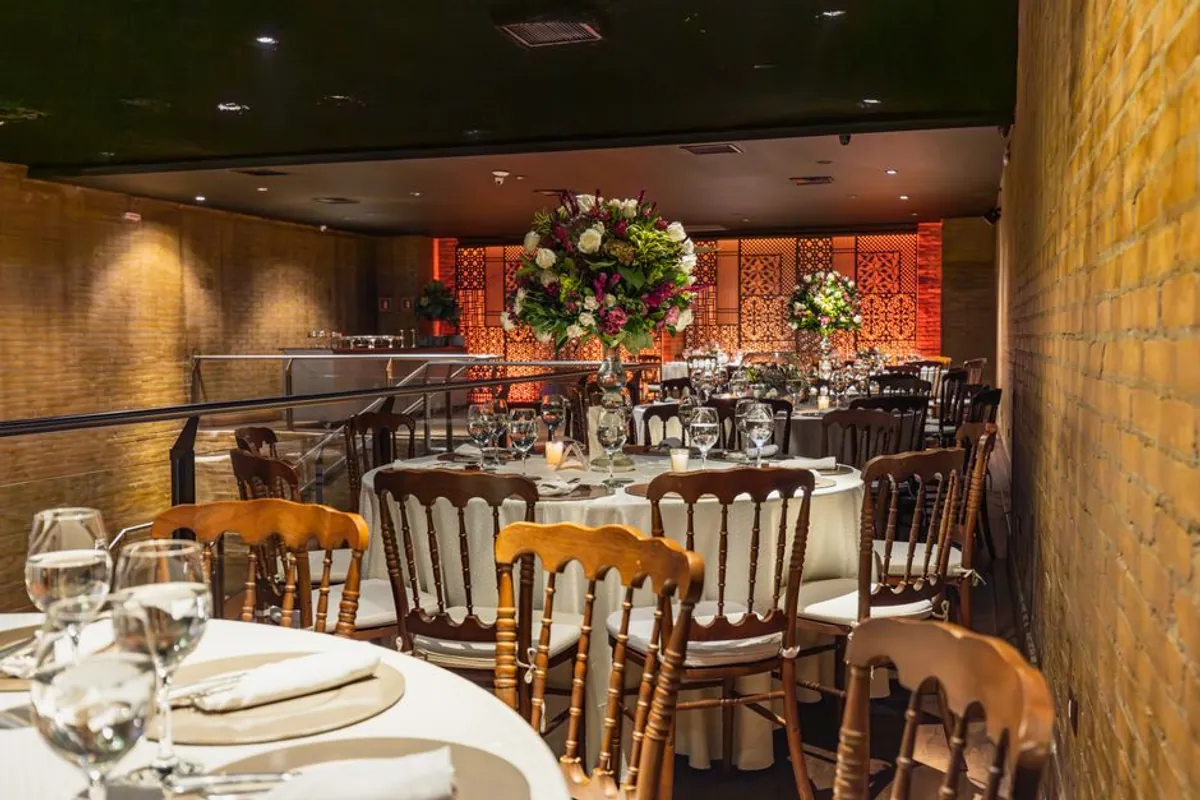 Royal chairs Package